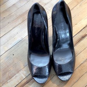 Enzo Angliolini silver peep toe shoes